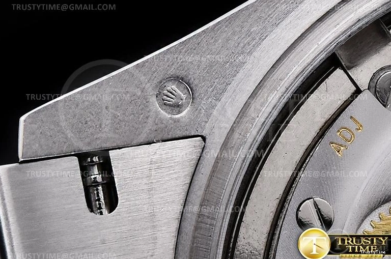 0112 ModernLook RDD0224B – DayDate 36mm 747